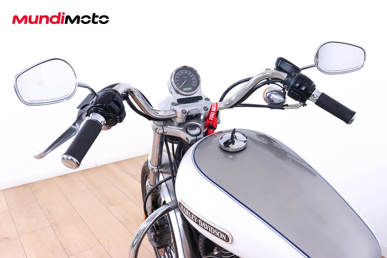 Motorbike image 10