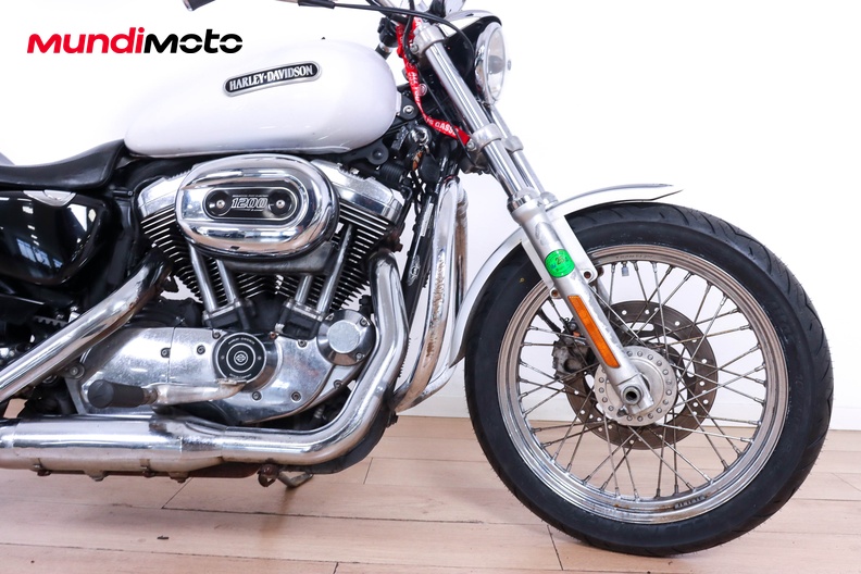 Motorbike image 12