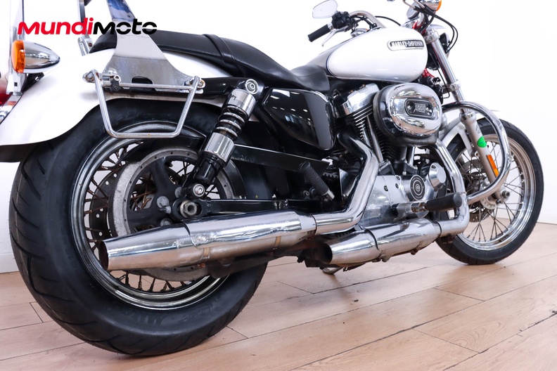 Motorbike image 3