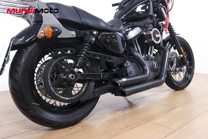Motorbike image 3