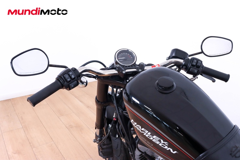Motorbike image 10