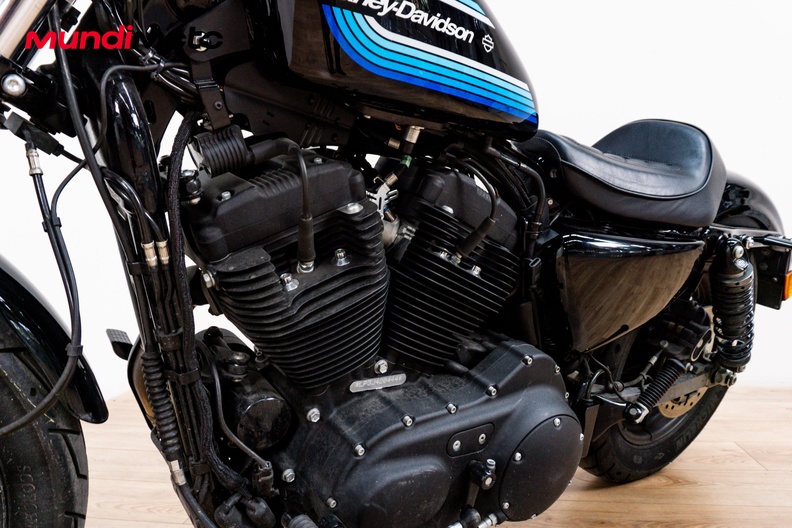 Motorbike image 9