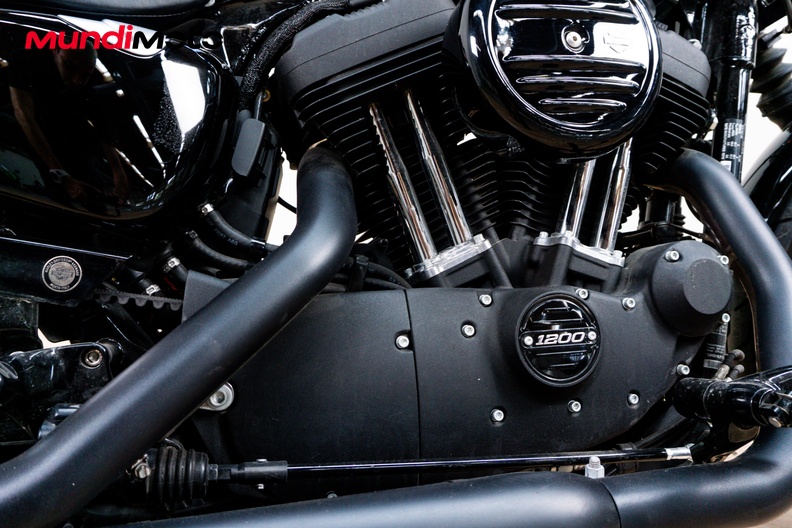 Motorbike image 3