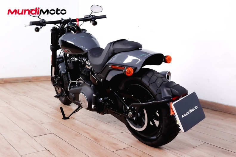 Motorbike image 6