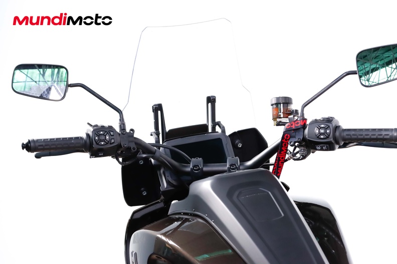 Motorbike image 10