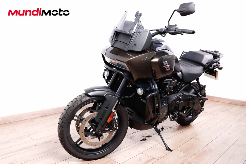 Motorbike image 7