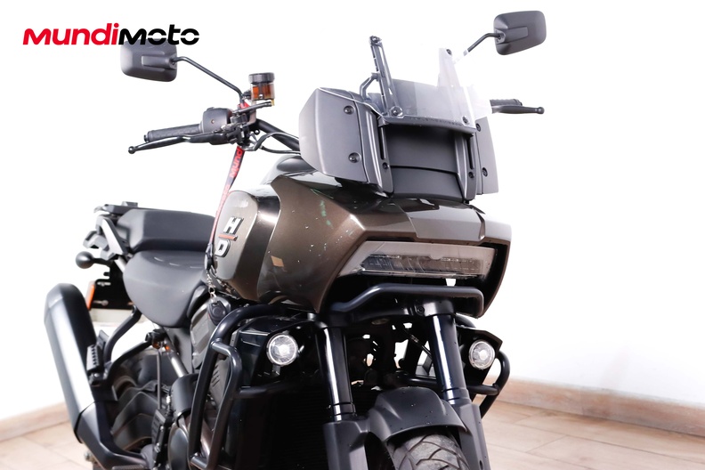 Motorbike image 4
