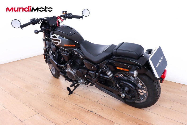 Motorbike image 6