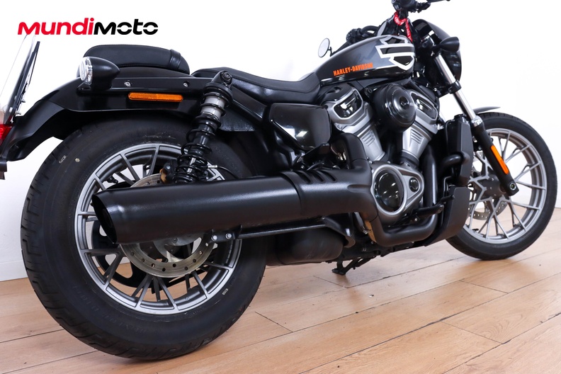 Motorbike image 3
