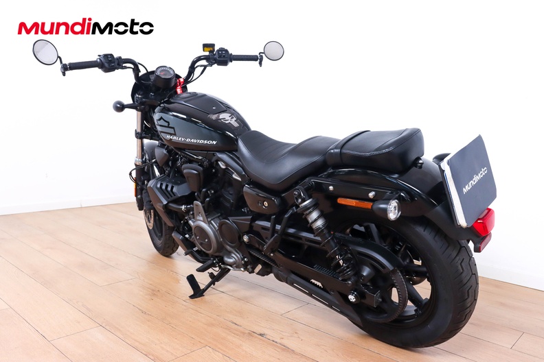 Motorbike image 6