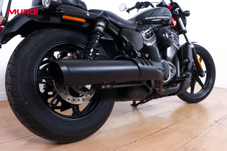 Motorbike image 3