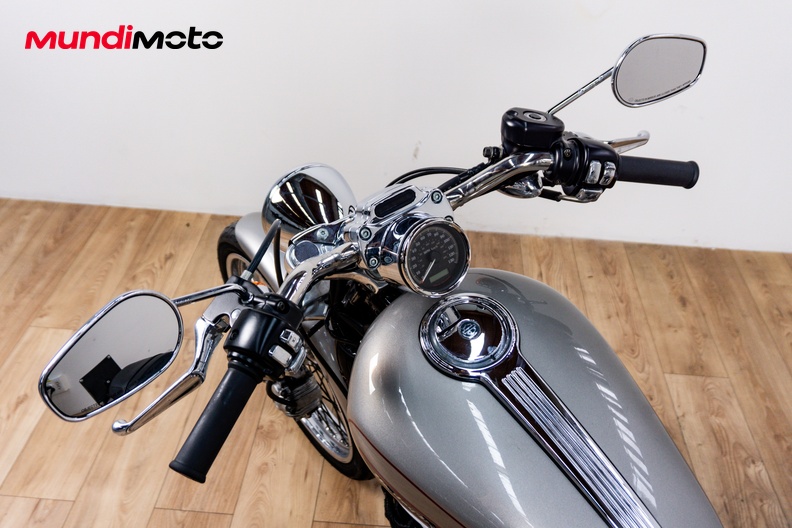 Motorbike image 10