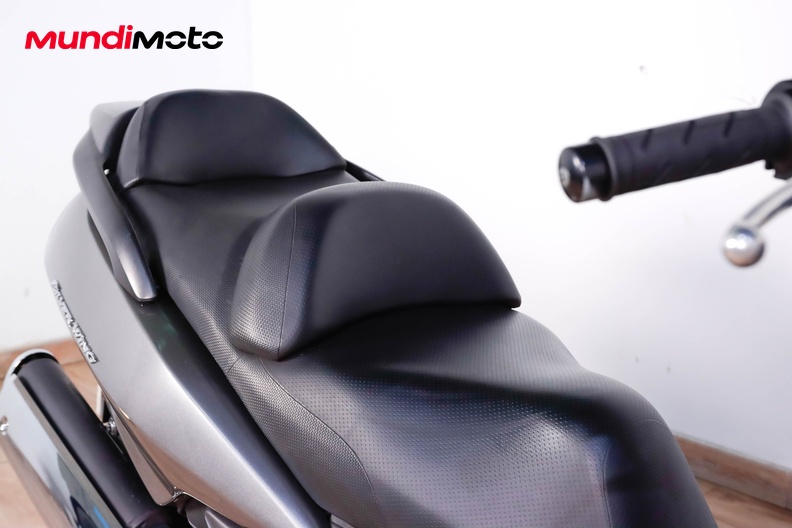 Motorbike image 12