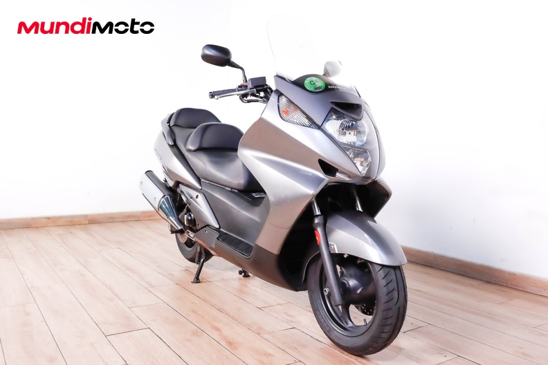 Motorbike image 1