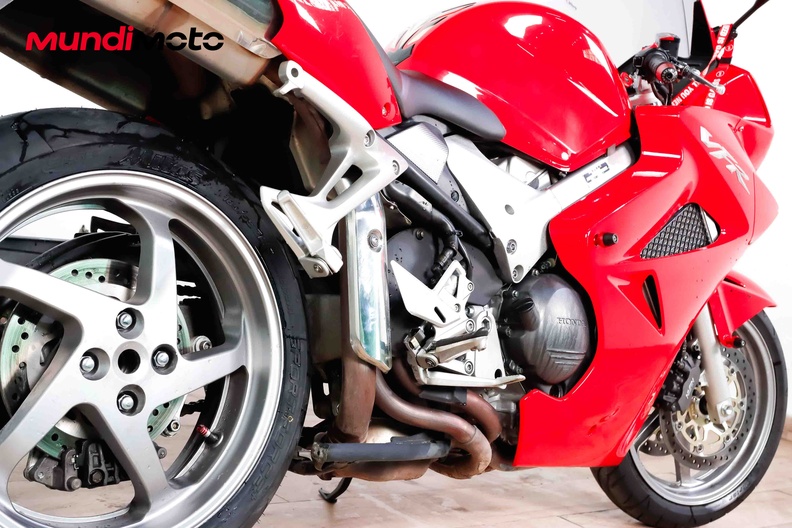Motorbike image 3