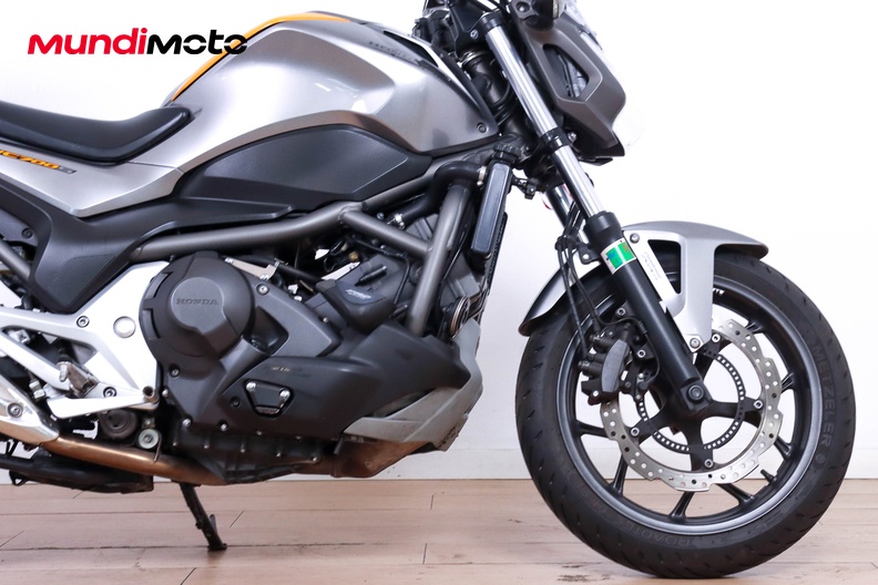 Motorbike image 13