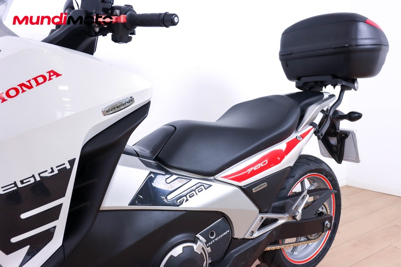 Motorbike image 8