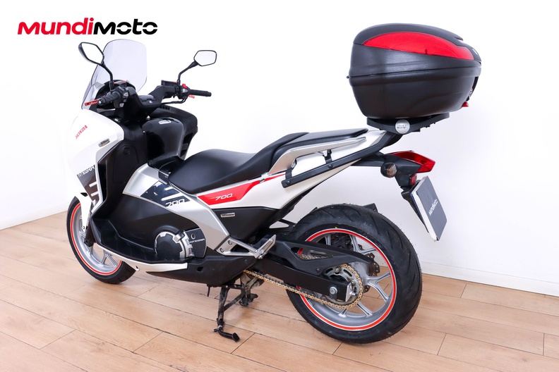 Motorbike image 6