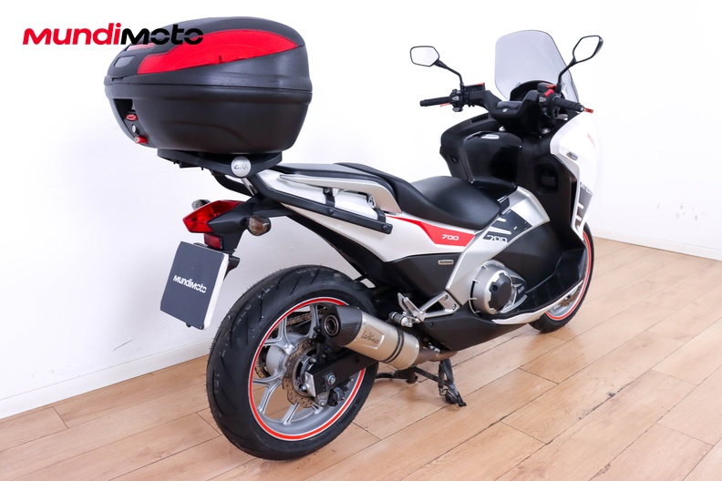 Motorbike image 2