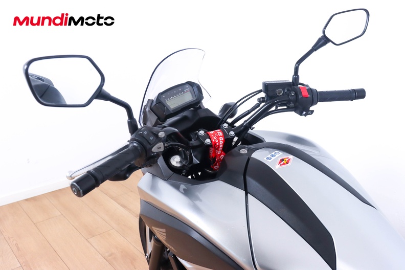 Motorbike image 10