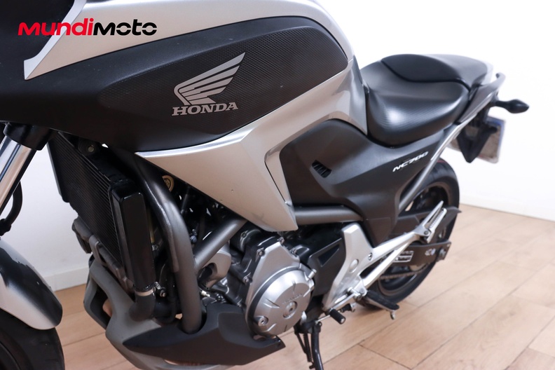 Motorbike image 8