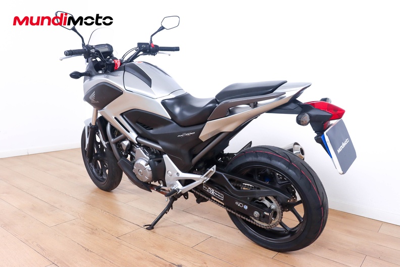 Motorbike image 6