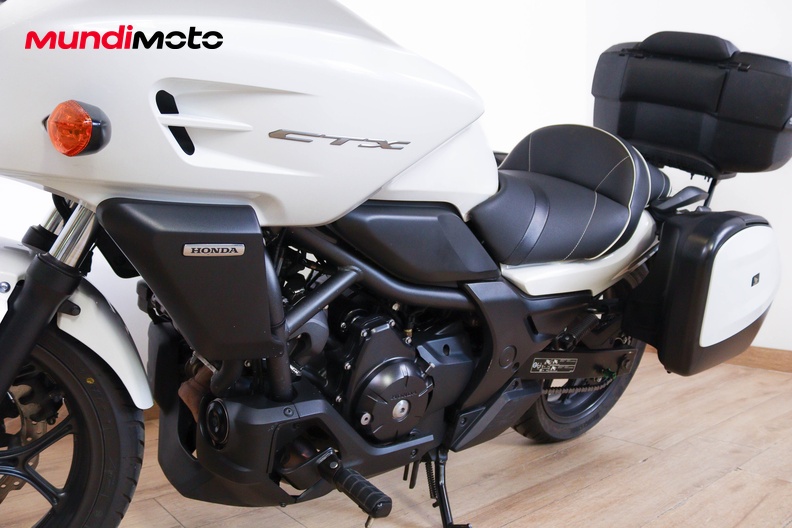 Motorbike image 8