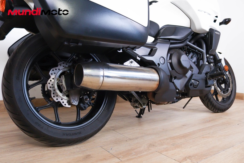 Motorbike image 2