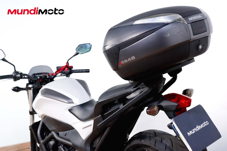 Motorbike image 9