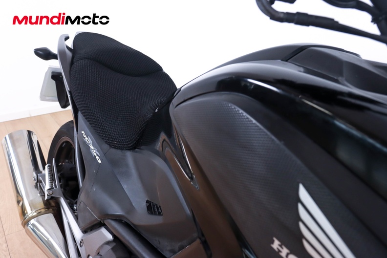 Motorbike image 12