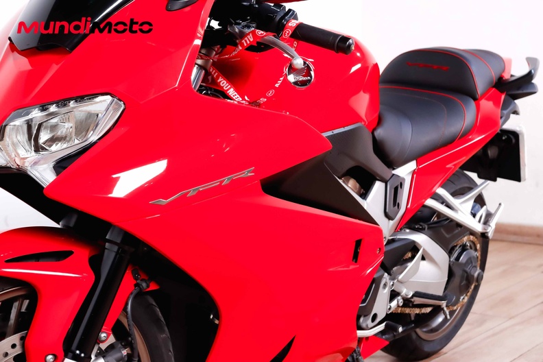 Motorbike image 8