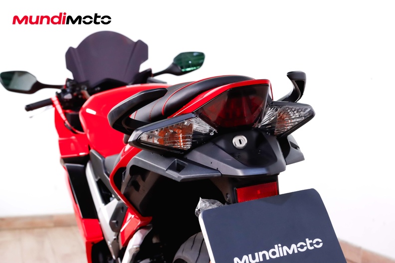 Motorbike image 9