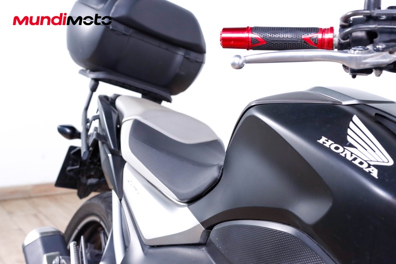 Motorbike image 12