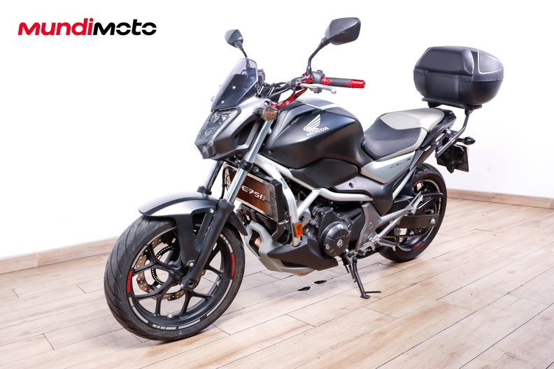 Motorbike image 6
