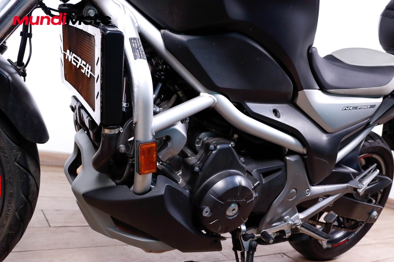 Motorbike image 9