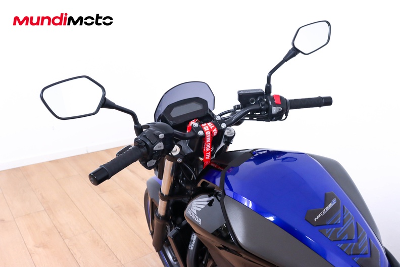 Motorbike image 10