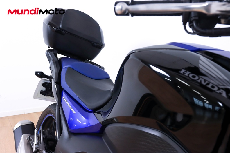 Motorbike image 12