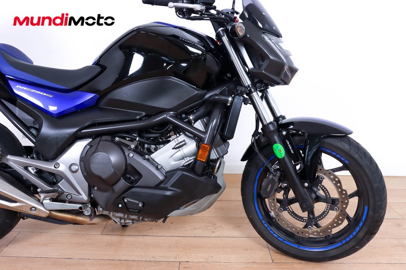Motorbike image 13