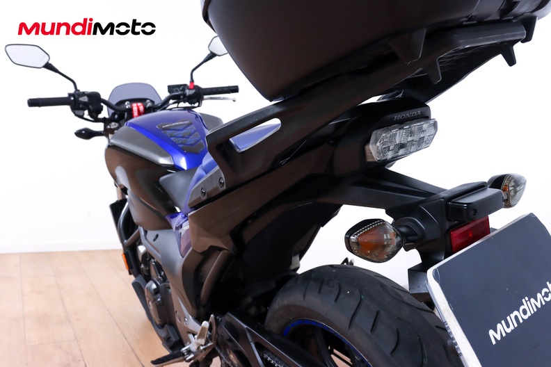 Motorbike image 9