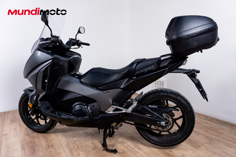 Motorbike image 7