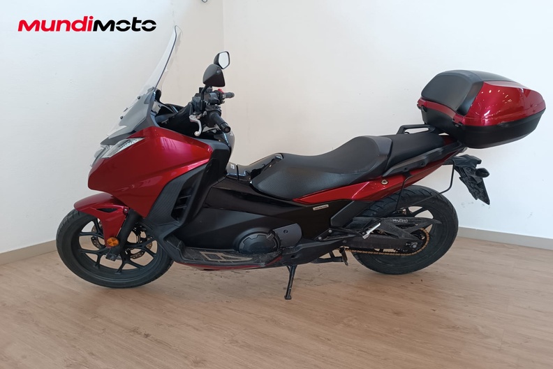 Motorbike image 5