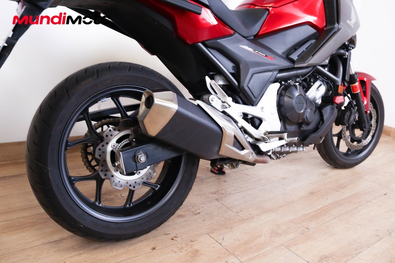 Motorbike image 3