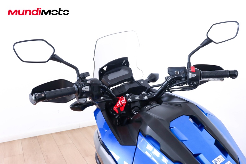 Motorbike image 10