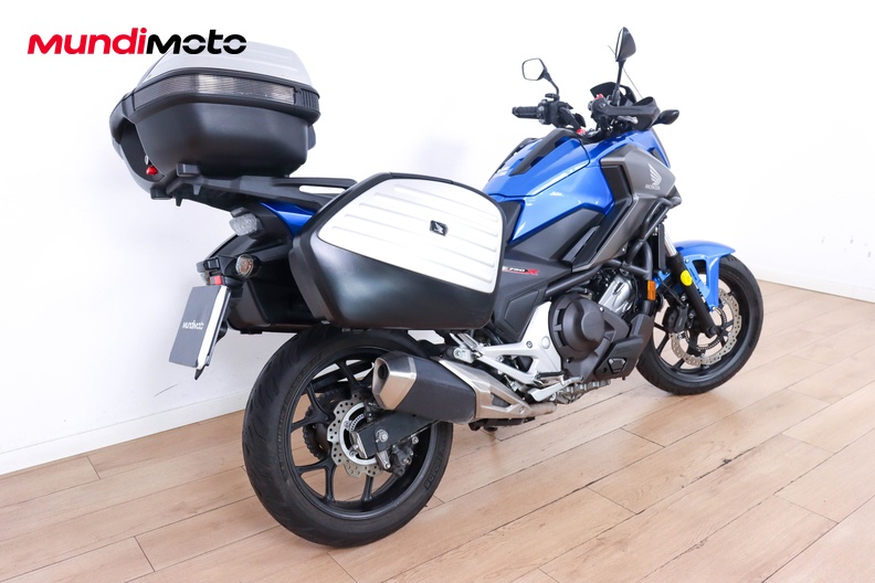Motorbike image 2
