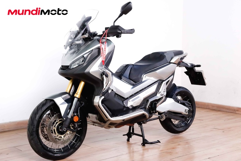 Motorbike image 7