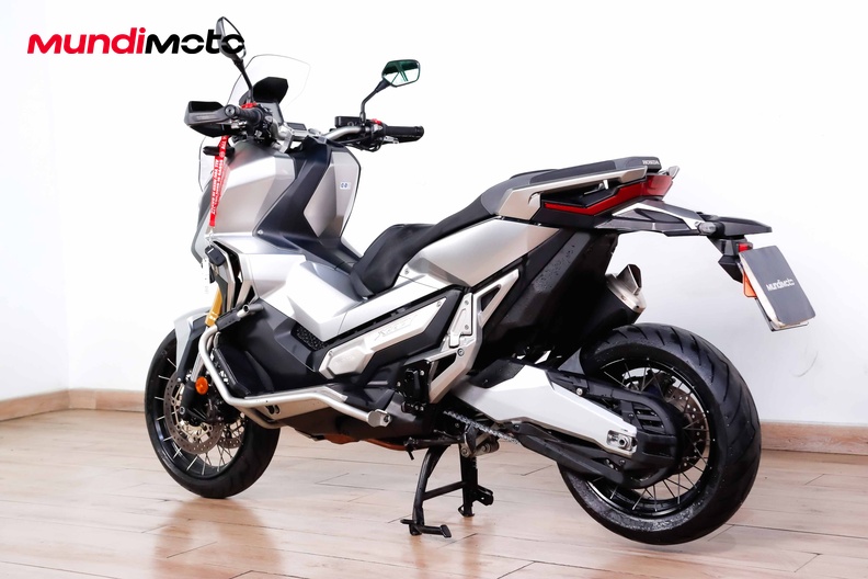 Motorbike image 6