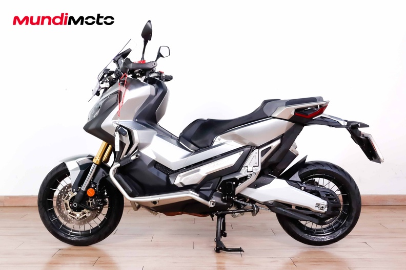 Motorbike image 5
