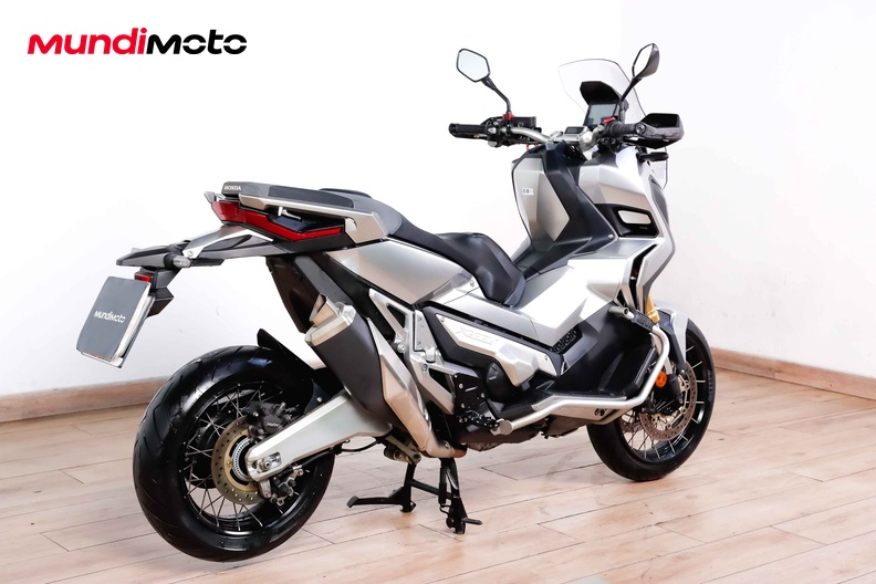 Motorbike image 2