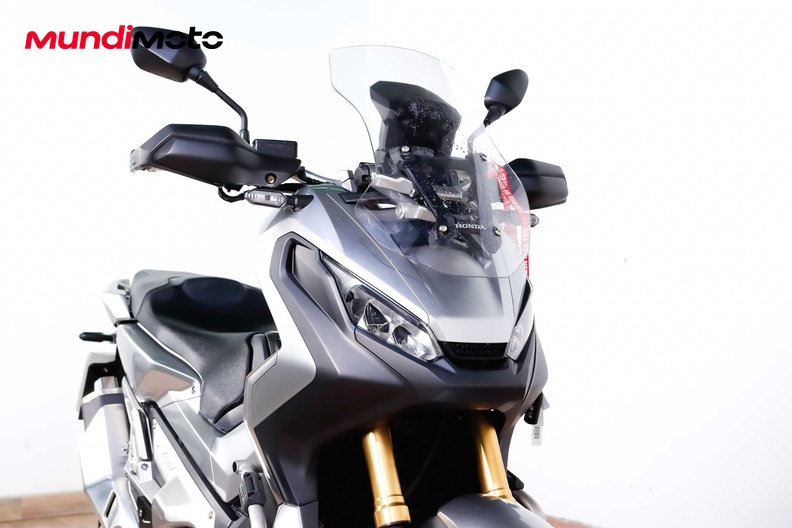 Motorbike image 4