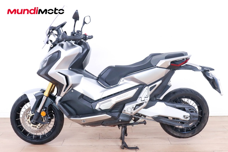 Motorbike image 5